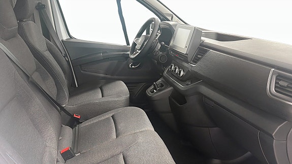 Renault Trafic 3 of 9