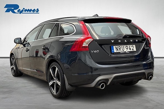 Volvo V60 3 of 16