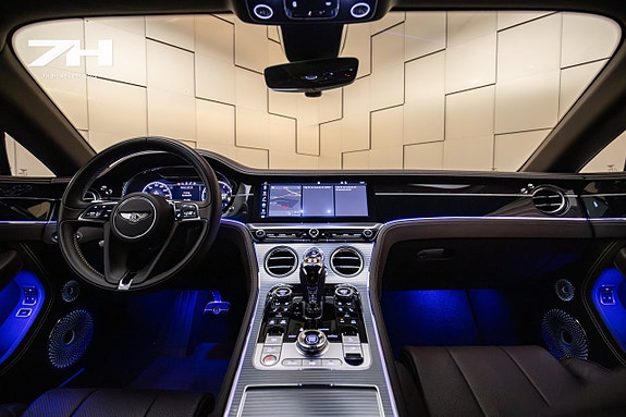 Bentley Continental GT 17 of 29