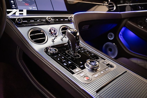 Bentley Continental GT 13 of 29