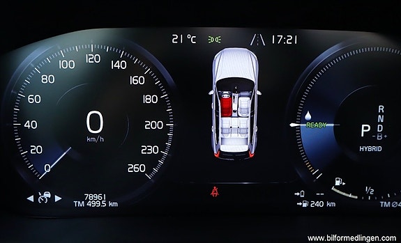 Volvo XC60 11 of 22