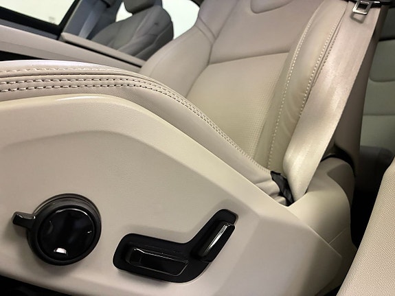 Volvo XC60 22 of 25