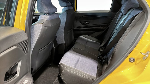 Renault 5 E-Tech 5 of 10