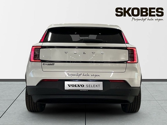 Volvo EX30 6 of 17