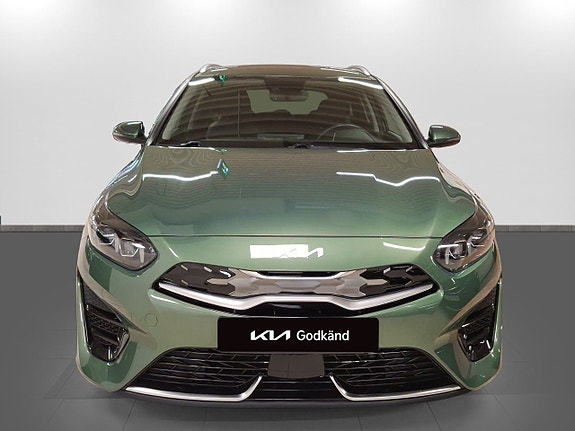 Kia Ceed 2 of 14
