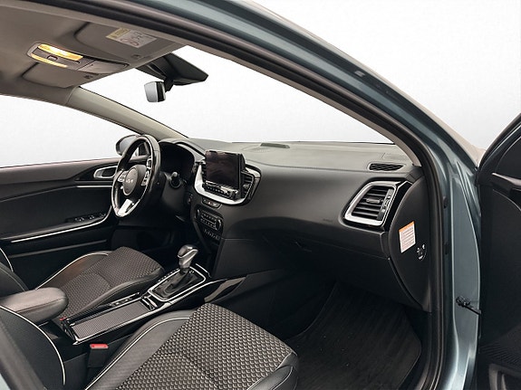 Kia XCeed 28 of 30