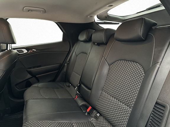 Kia XCeed 29 of 30
