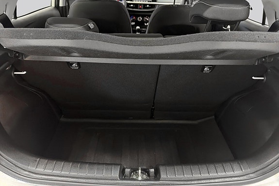 Kia Picanto 14 of 19