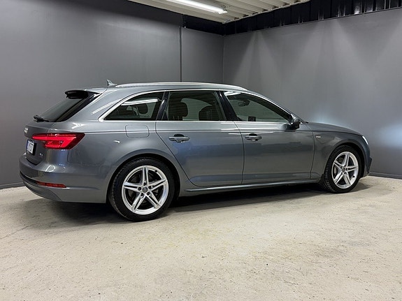 Audi A4 5 of 13