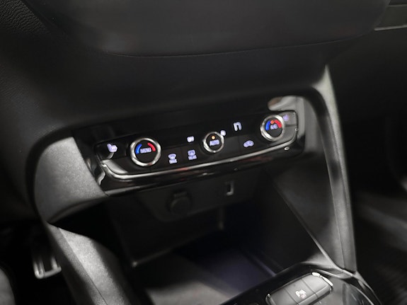 Opel Corsa 12 of 18