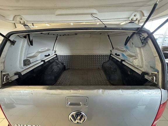 Volkswagen Amarok 3 of 11