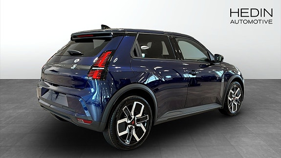 Renault 5 E-Tech 2 of 10