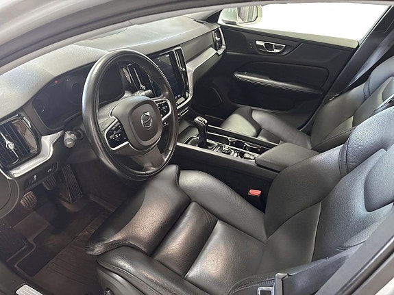 Volvo V60 6 of 13