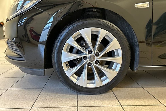 Opel Astra 13 of 15
