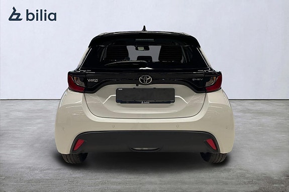 Toyota Yaris 5 of 20