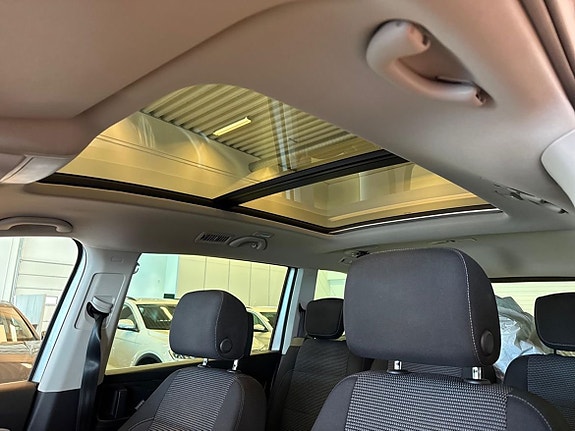 Volkswagen Sharan 20 of 20
