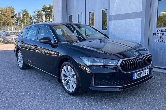 Skoda Superb 14 of 21