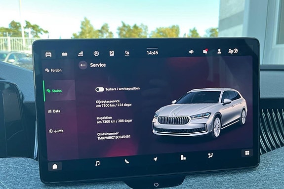 Skoda Superb 15 of 21