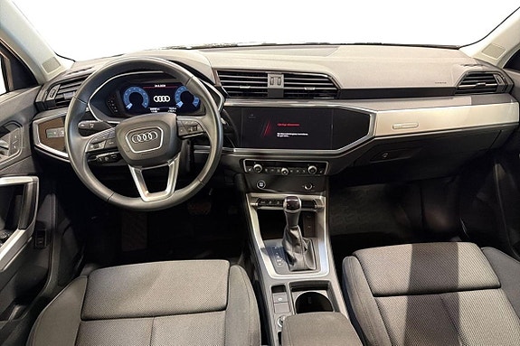 Audi Q3 8 of 25