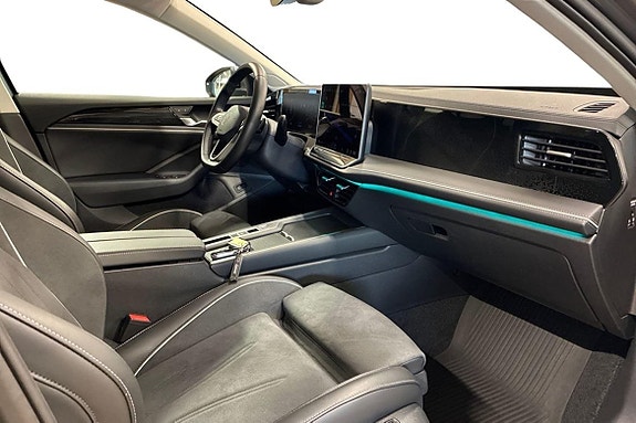Volkswagen Passat 7 of 24