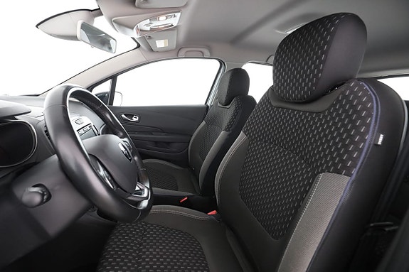 Renault Captur 11 of 30