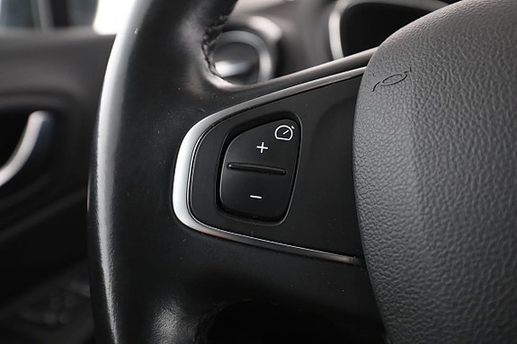 Renault Captur 27 of 30