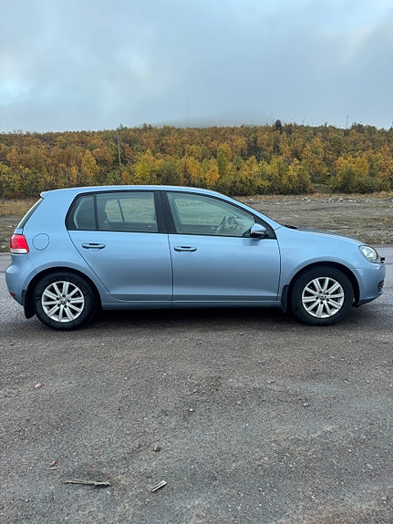 Volkswagen Golf VI 3 of 6