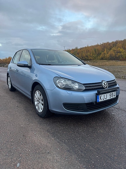 Volkswagen Golf VI 2 of 6