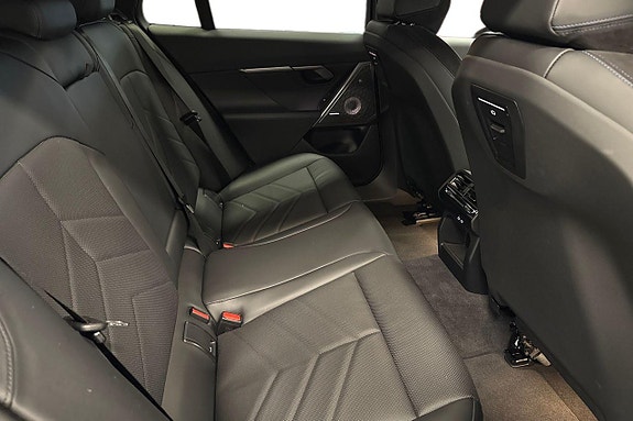 BMW 530e 7 of 18