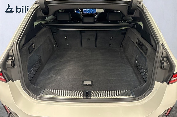 BMW 530e 10 of 18