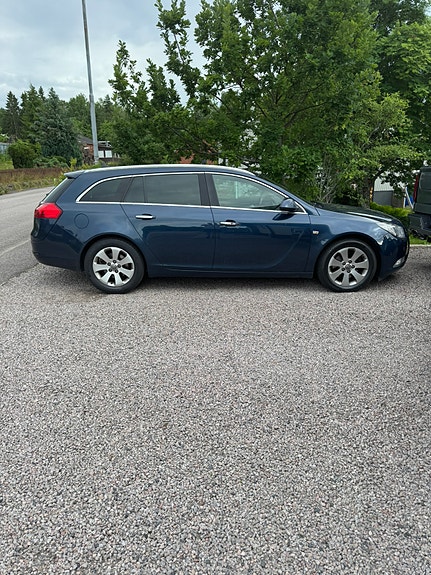 Opel Insignia 3 of 10