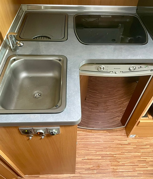 Bürstner T580 18 of 23