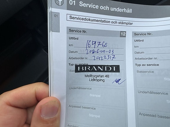 Volvo XC70 14 of 18
