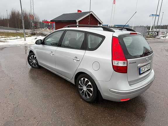 Hyundai i30 5 of 5