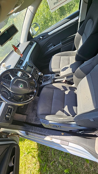 Skoda Superb 15 of 15