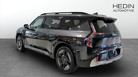 Kia EV9 6 of 17