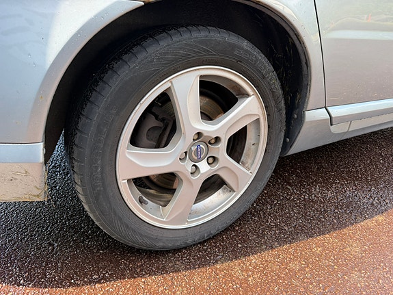 Volvo V70 16 of 16