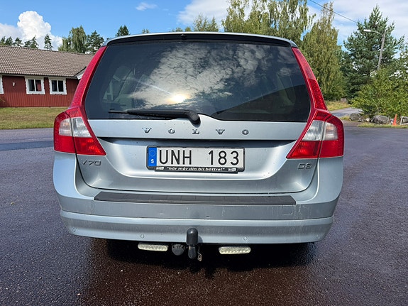 Volvo V70 14 of 16