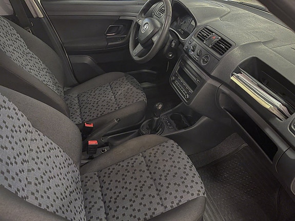 Skoda Roomster 8 of 11
