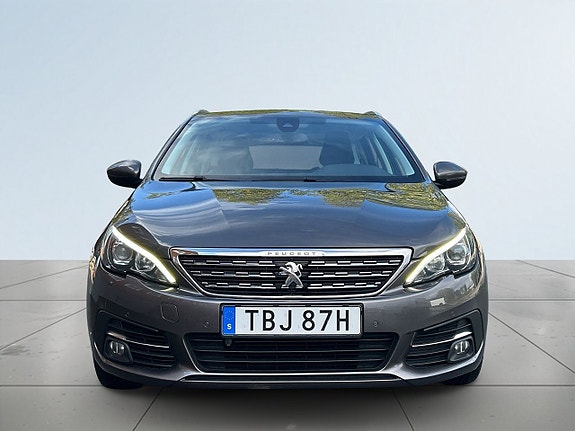 Peugeot 308 SW 2 of 21