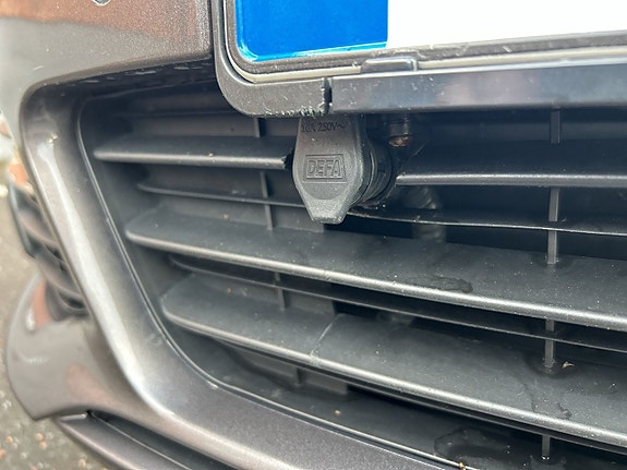 Peugeot 308 SW 19 of 21