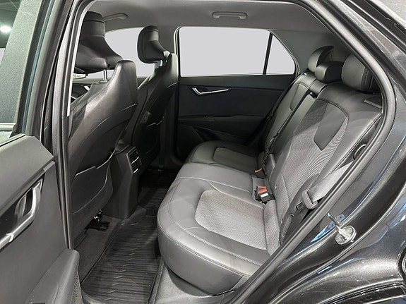 Kia Niro 9 of 16