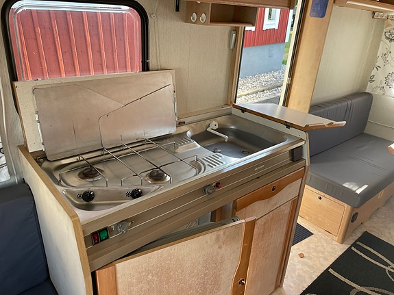 Adria Unica B 431 DD 7 of 10