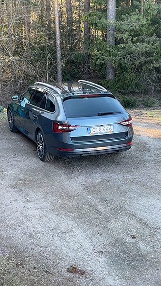 Skoda Superb 3 of 6
