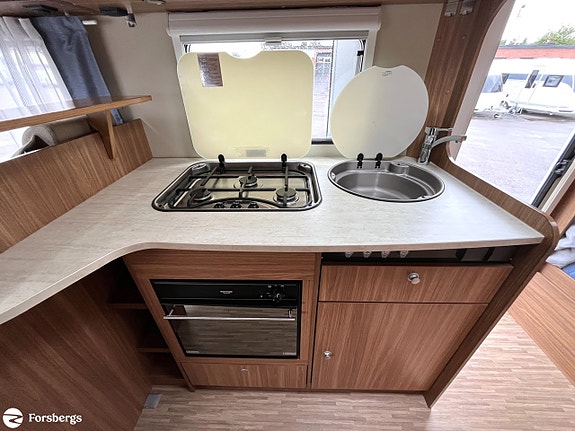 Carado A 461 // Redo för nästa familjeäventyr med mycket plats & lastkapa 16 of 21
