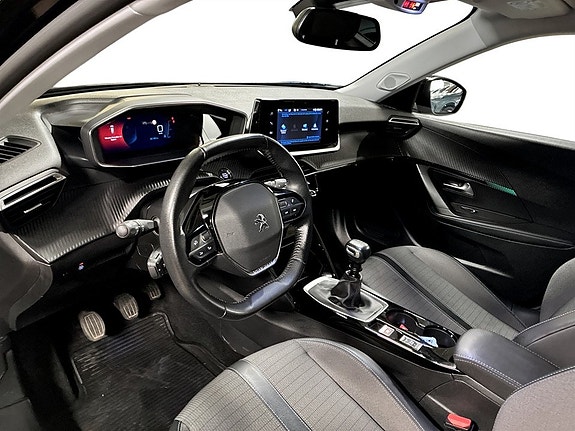 Peugeot 2008 4 of 19