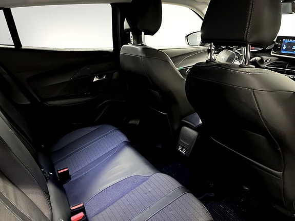 Peugeot 2008 15 of 19