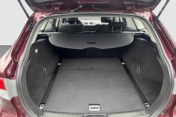Toyota Avensis 9 of 9