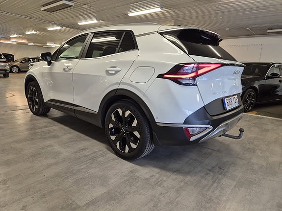 Kia Sportage 4 of 24
