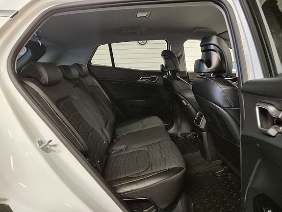 Kia Sportage 15 of 24
